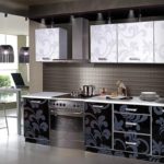 Черно-белые кухни – дизайн