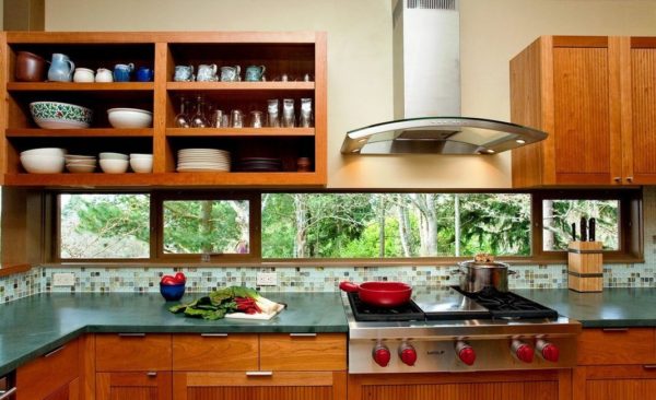 Кухня без окна в квартире дизайн фото