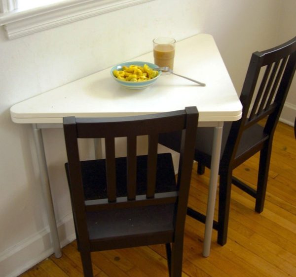 Узкие кухонные столы для маленькой кухни