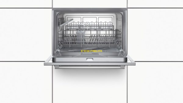 Посудомоечная машина Siemens SK 76 - идеальный вариант для маленькой кухни
