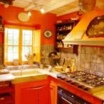 Окна со ставнями - то что нужно для кухни в мексиканском стиле