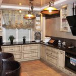 Расположение предметов интерьера малогабаритной зависит от формы помещения