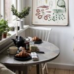 Стиль «бистро» — это идеальный вариант для квартиры, в которой проживает всего два человека. Кроме того, это очень романтичный и оригинальный способ оформить кухонный интерьер