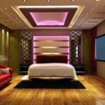 потолок из гкл делает спальню романтической
